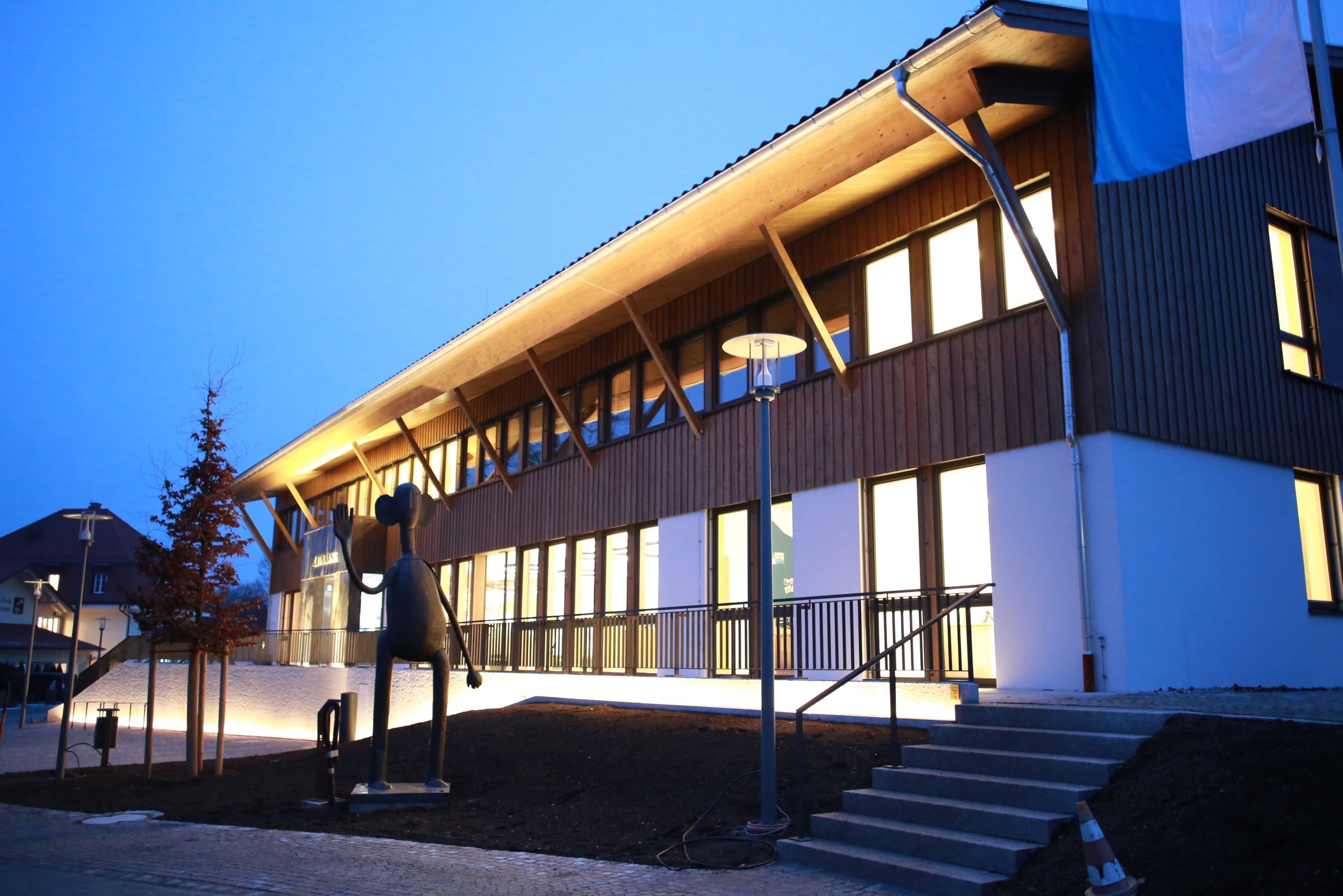 Rathaus mit Beleuchtung (5)