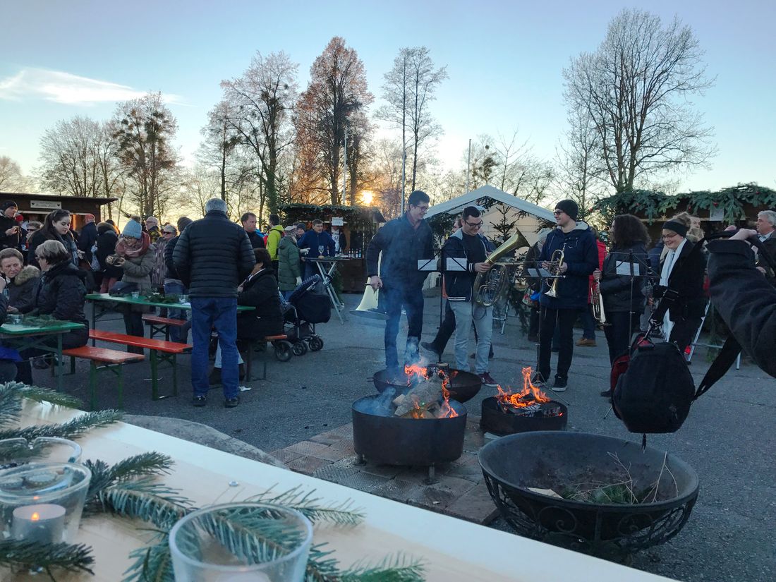 Kulinarische Weihnacht am Yachthafen Seebruck