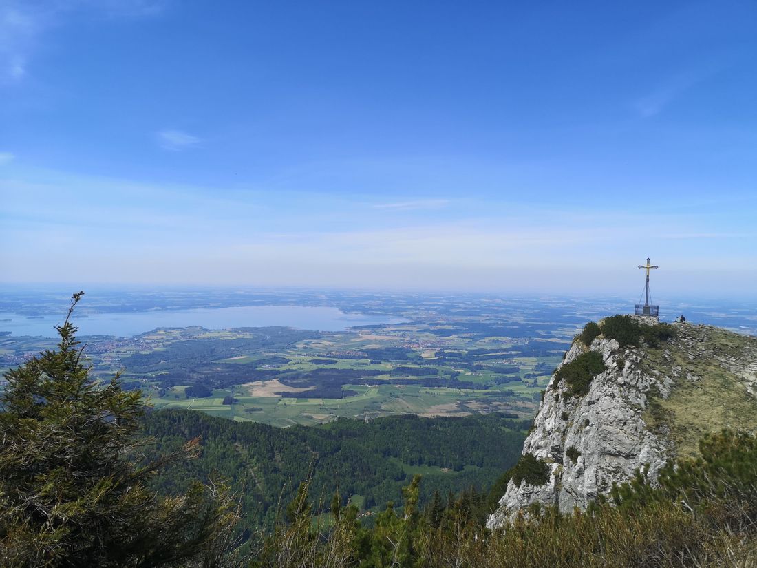 HOCHFELLN mit traumhaftem Blick über den Chiemsee