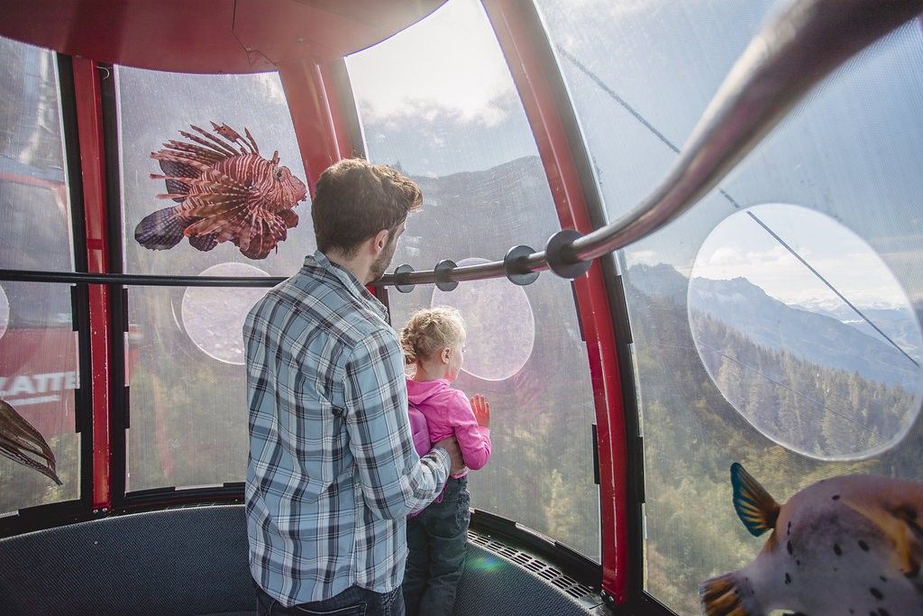 Auffahrt mit der Steinplattenbahn