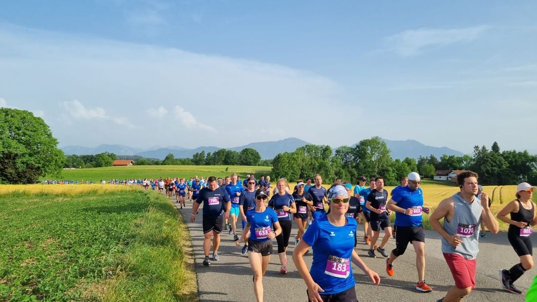 firmenlauf-tsv-laufen-mit-kulisse