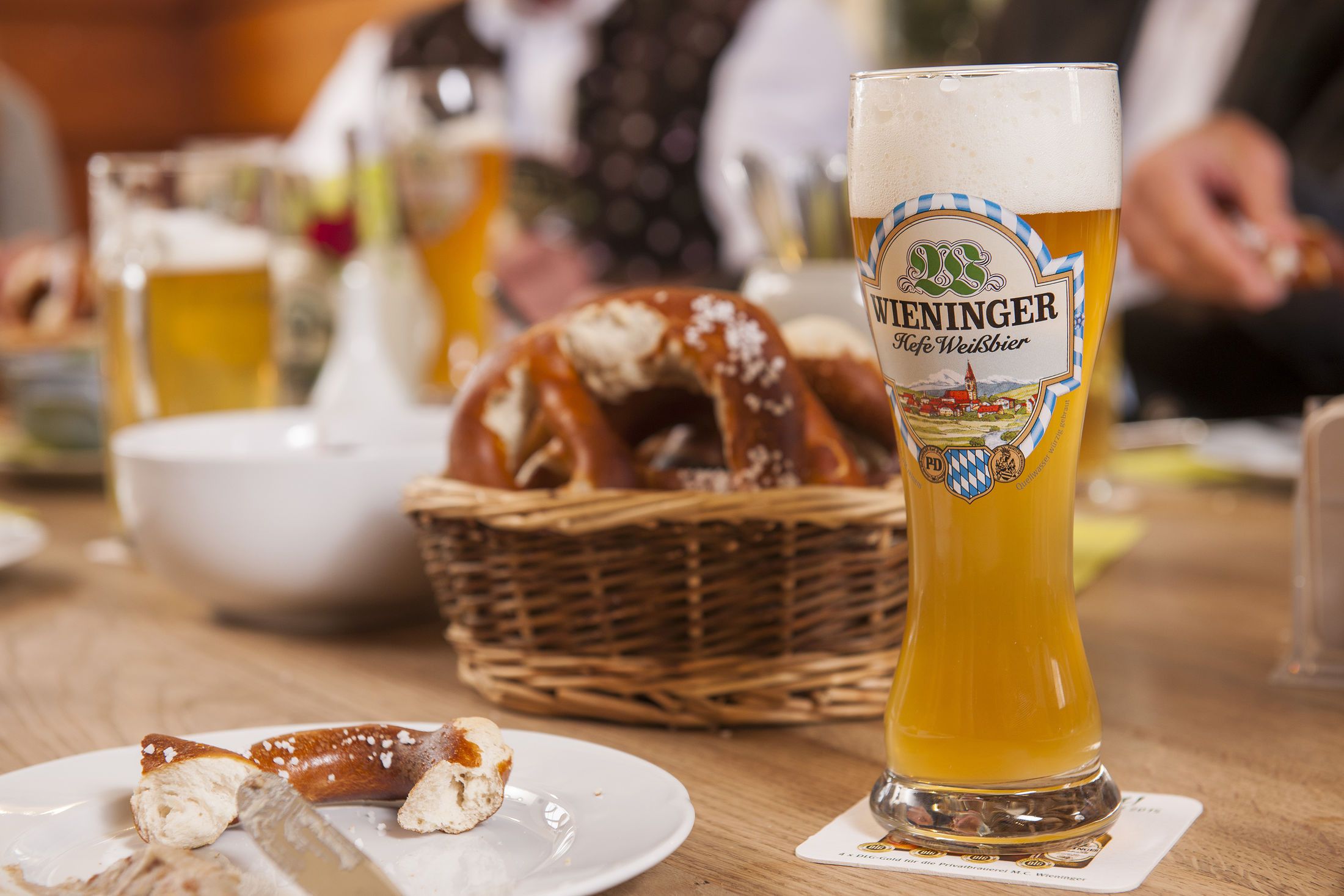 Brotzeit in der Privatbrauerei Wieninger