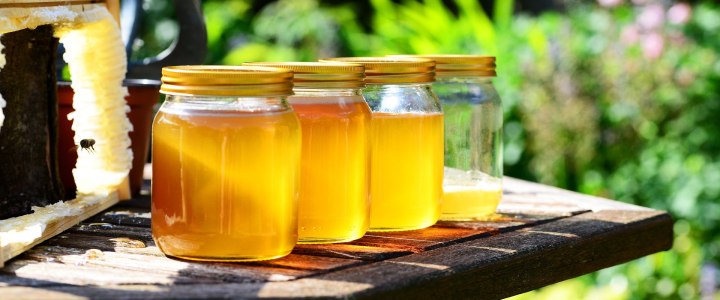 Honig von heimischen Imkern, © Pixabay