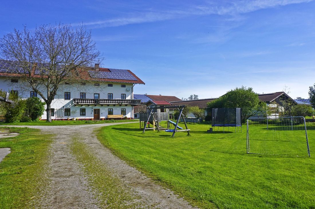 Hofansicht mit Spielplatz