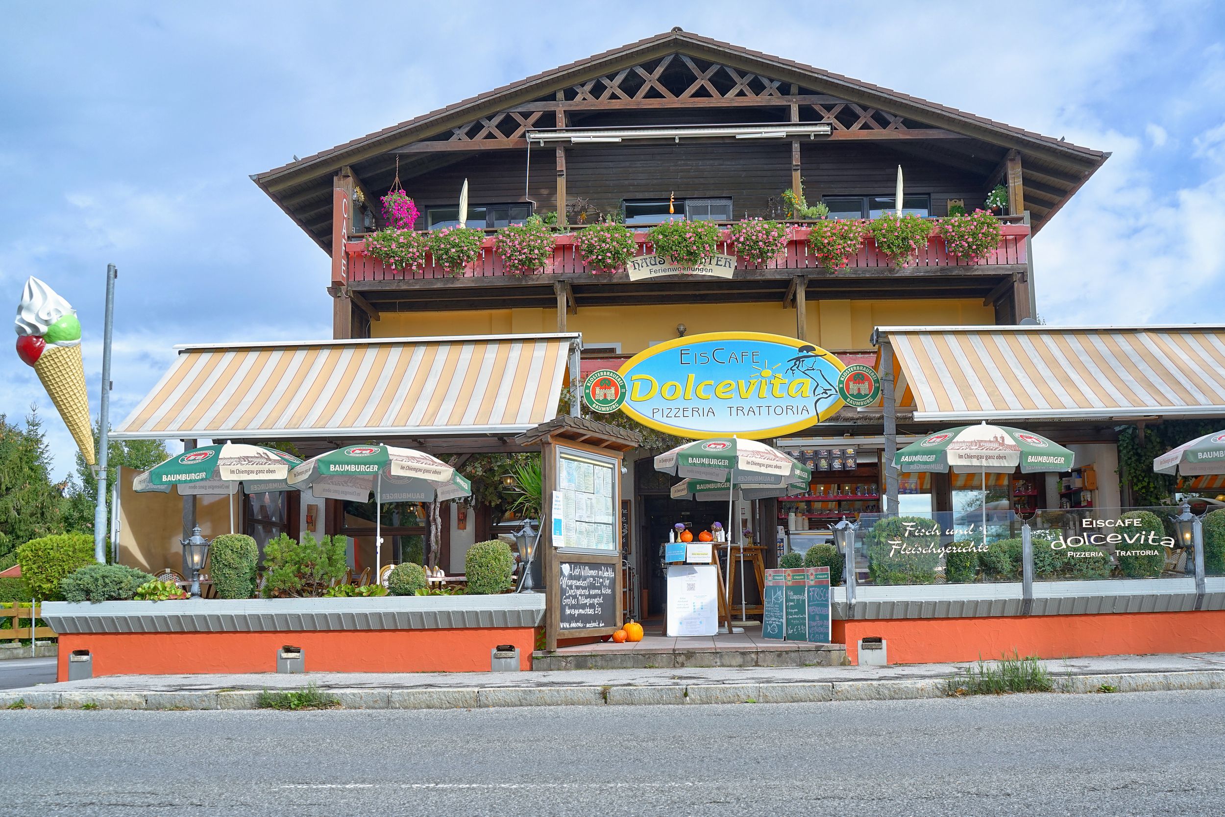 Dolcevita Tourist-Information Seebruck (14)